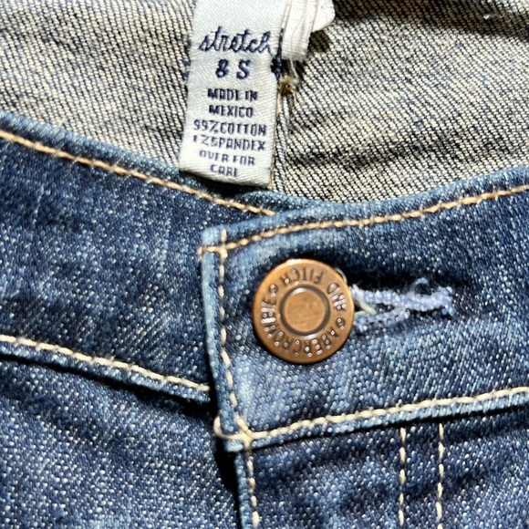 Abercrombie & Fitch Stylish Blue Boot Cut Jeans for Women size 8S - Picture 5 of 11